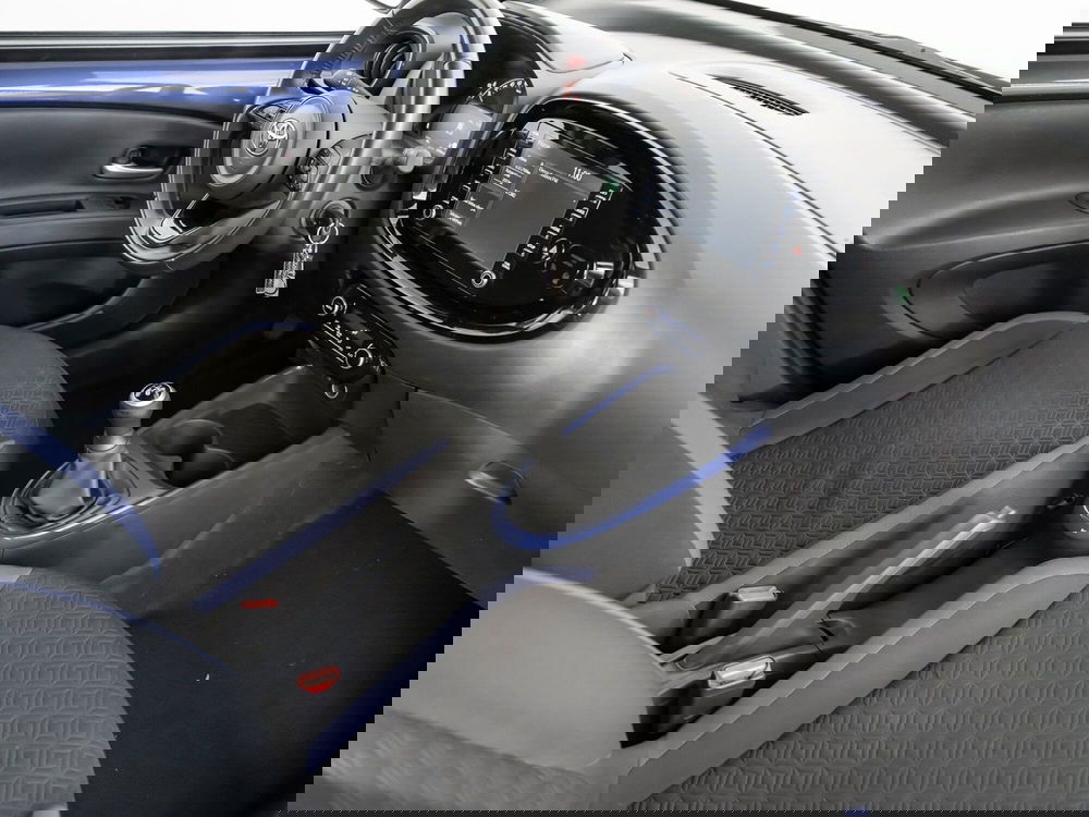 Toyota Aygo X usata a Foggia (6)