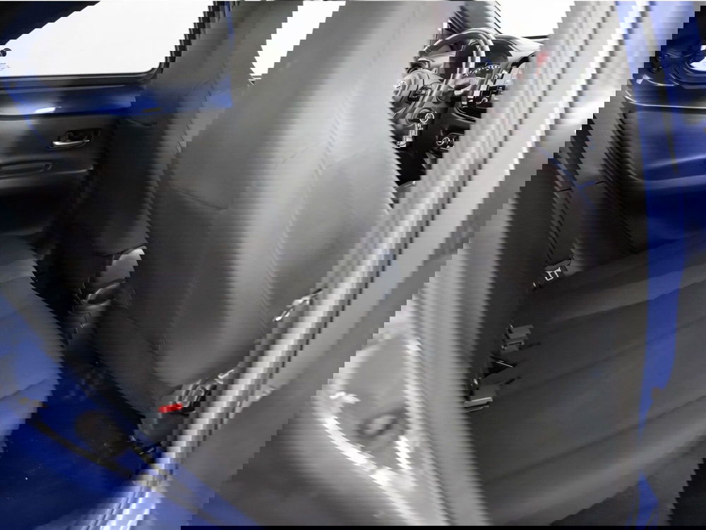 Toyota Aygo X usata a Foggia (8)