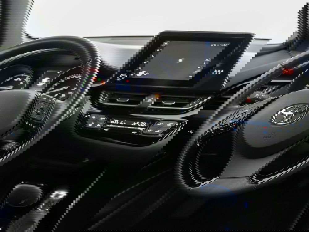 Toyota Toyota C-HR usata a Foggia (10)