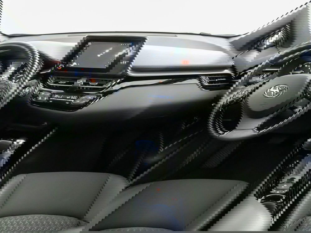 Toyota Toyota C-HR usata a Foggia (9)