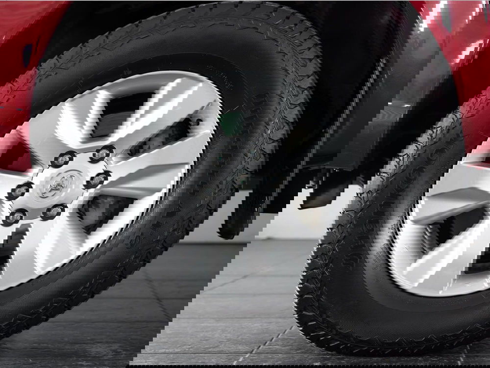 Toyota Hilux usata a Foggia (14)