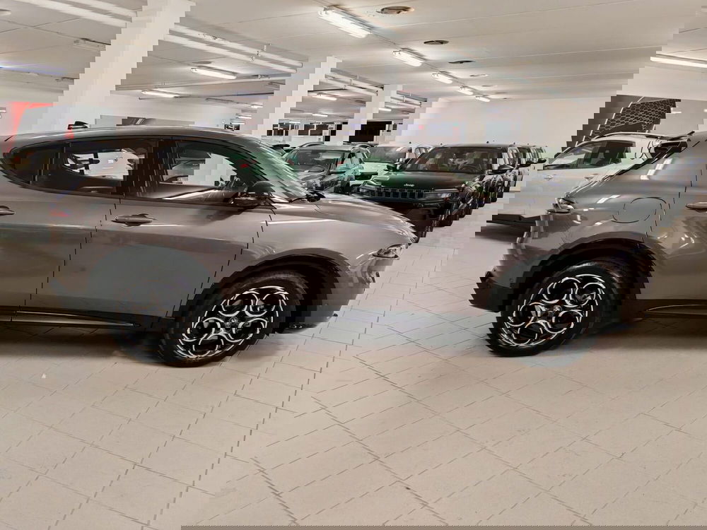 Alfa Romeo Tonale usata a Arezzo (8)