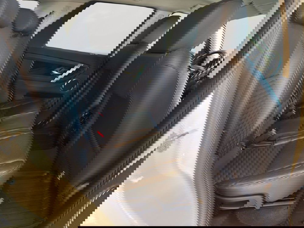 Land Rover Discovery Sport usata a Latina (5)