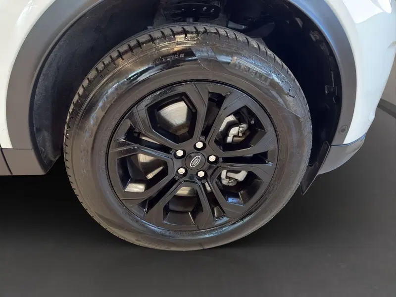 Land Rover Discovery Sport usata a Latina (9)