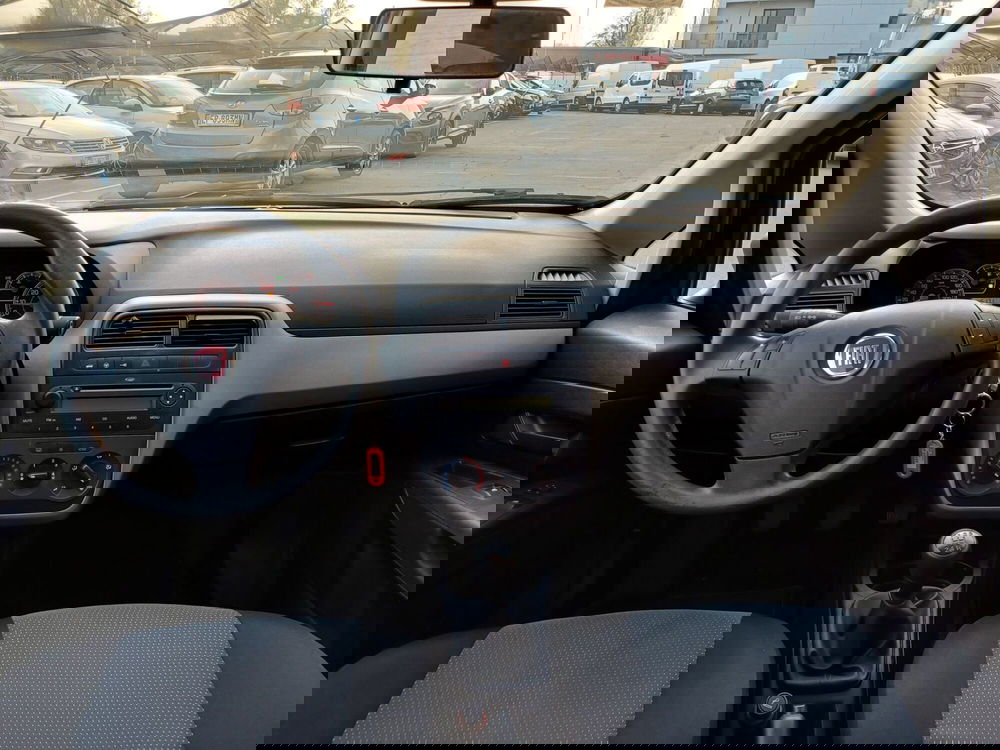 Fiat Punto usata a Modena (8)