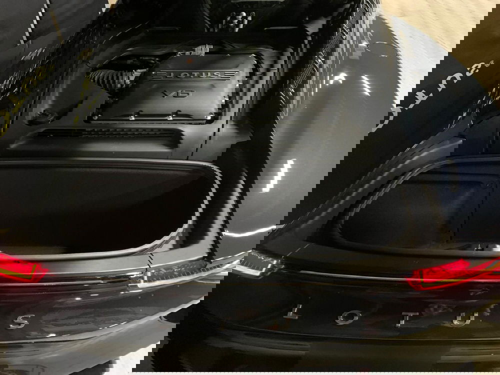 Lotus Emira usata a Novara (10)