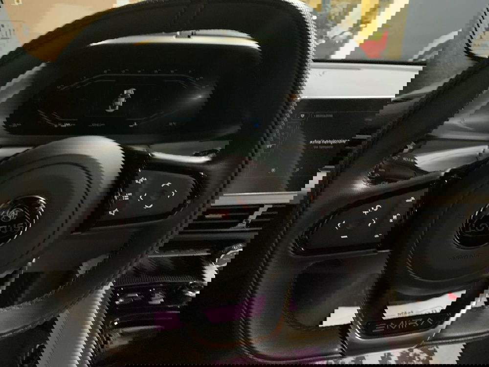 Lotus Emira usata a Novara (4)