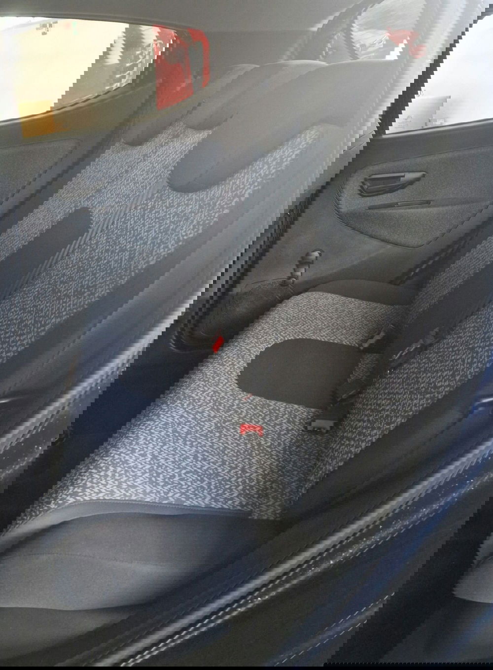 Lancia Ypsilon usata a Terni (9)