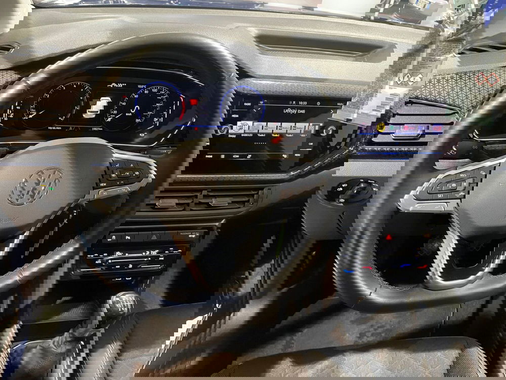 Volkswagen T-Cross usata a Genova (11)