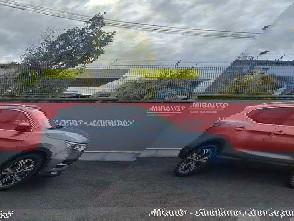 Nissan Qashqai usata a Roma