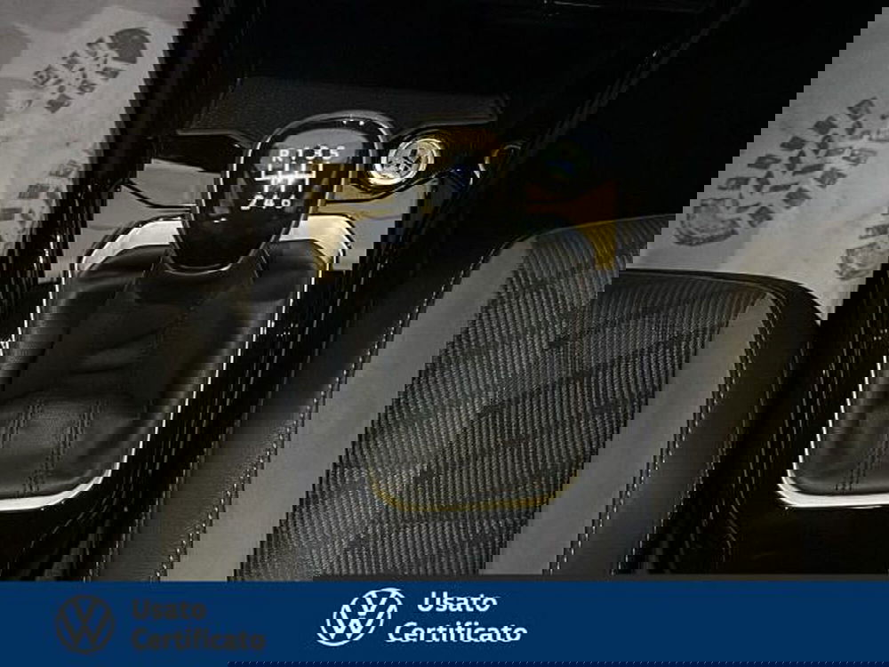 Volkswagen T-Roc usata a Vicenza (11)