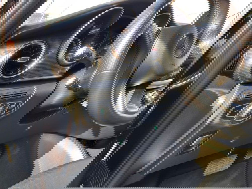 Mercedes-Benz Classe V usata a Bergamo (6)