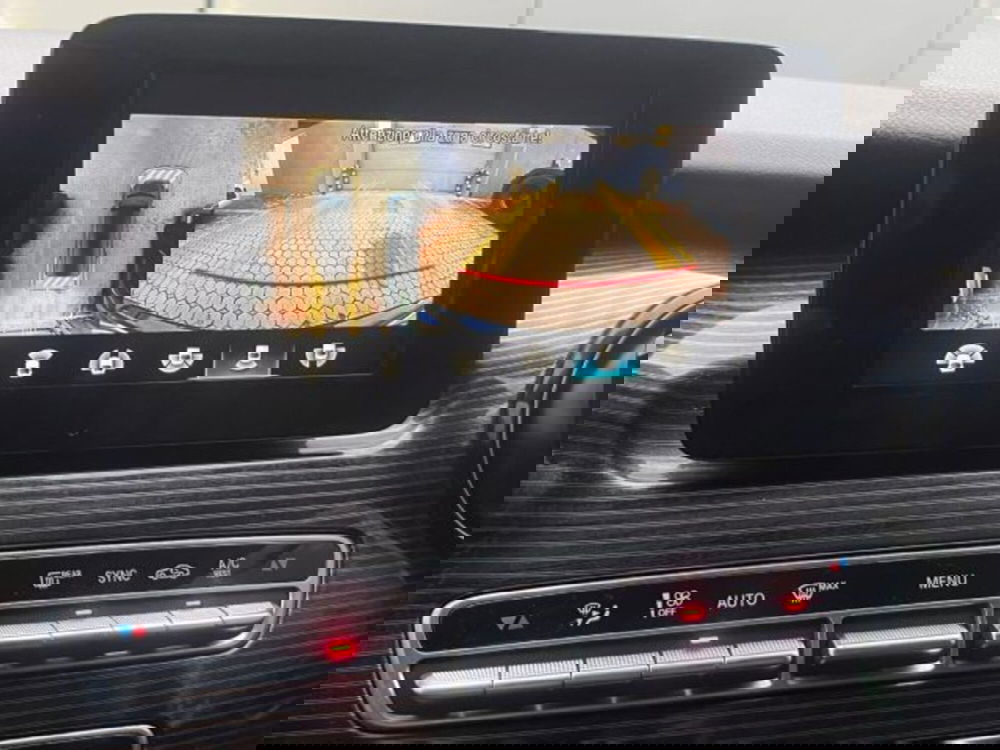 Mercedes-Benz Classe V usata a Bergamo (10)