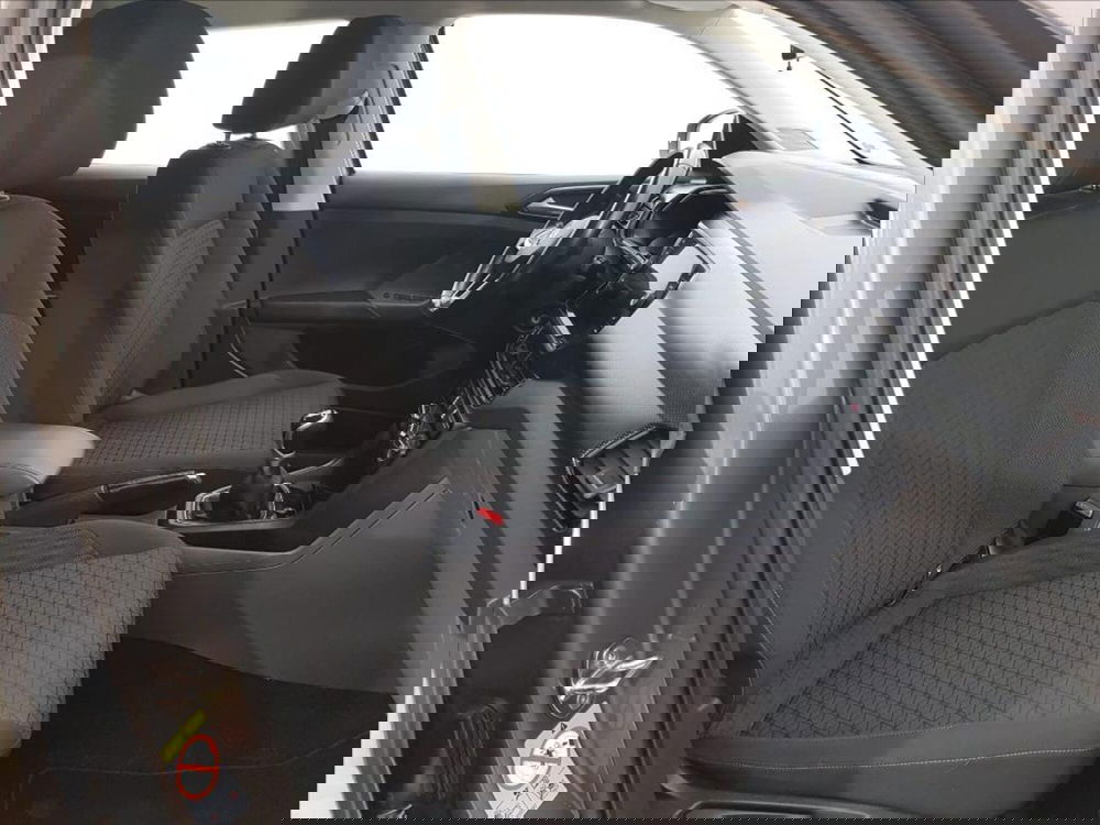 Volkswagen T-Cross usata a Lucca (11)