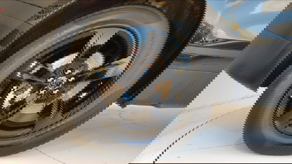 Land Rover Range Rover Velar usata a Lucca (9)