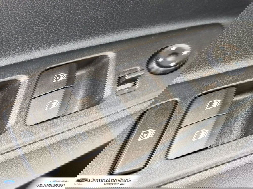 Hyundai i10 nuova a Roma (19)