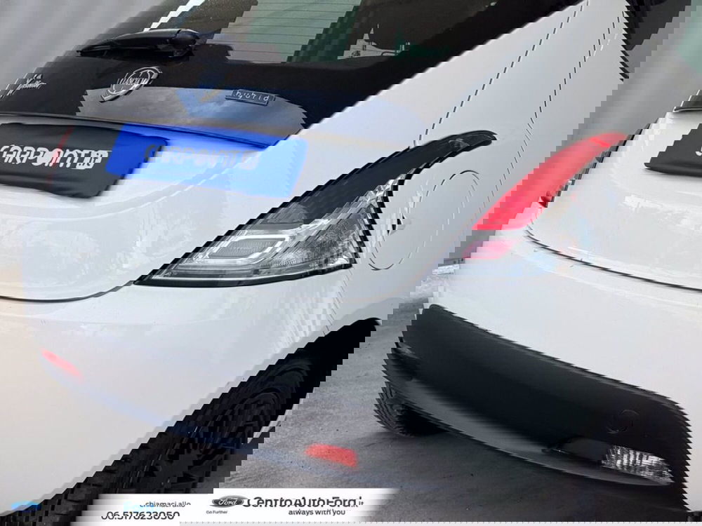 Lancia Ypsilon usata a Roma (16)