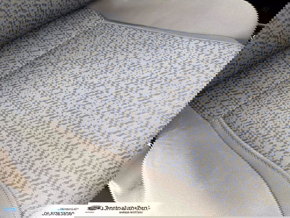 Lancia Ypsilon usata a Roma (8)