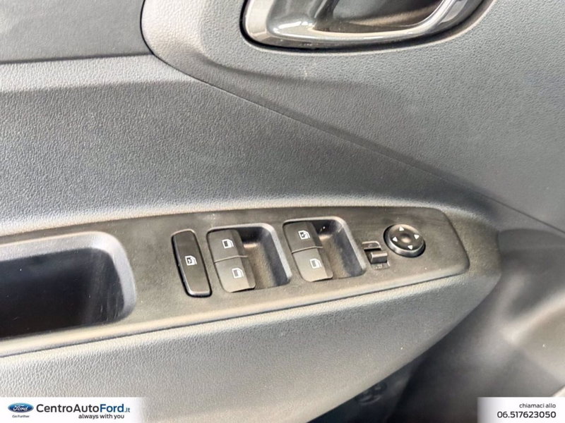 Hyundai i10 nuova a Roma (19)