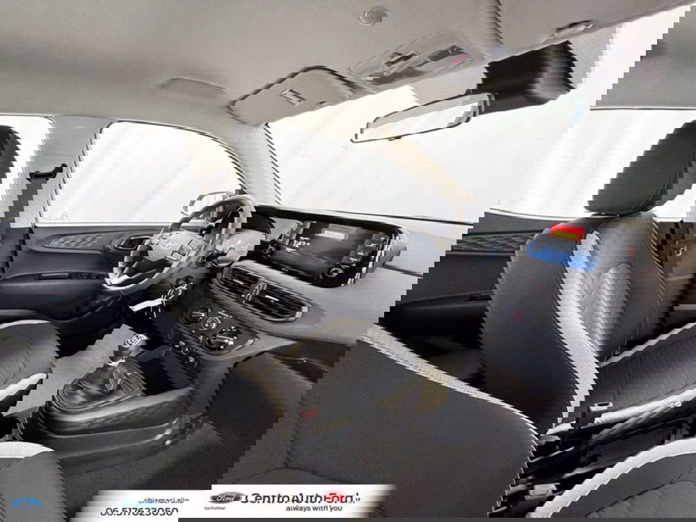 Hyundai i10 nuova a Roma (6)