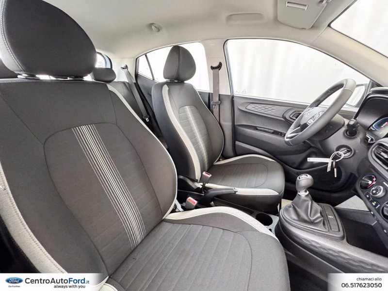 Hyundai i10 nuova a Roma (7)