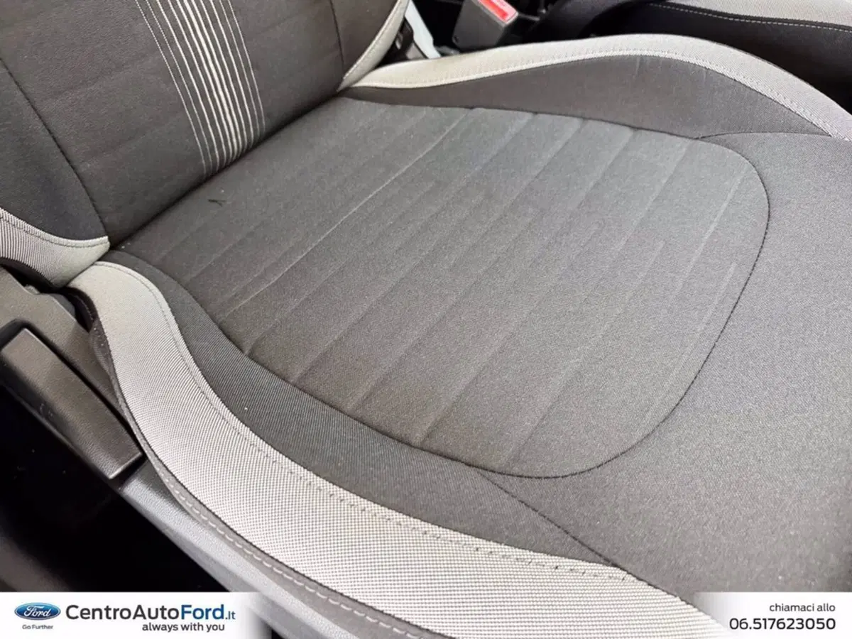 Hyundai i10 nuova a Roma (8)