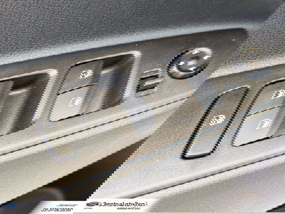 Hyundai i10 nuova a Roma (19)