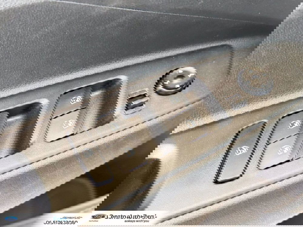 Hyundai i10 nuova a Roma (19)