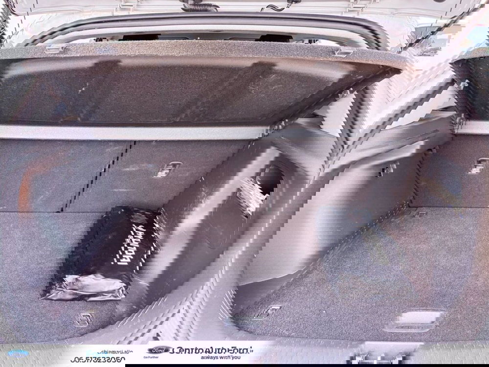 Hyundai Ioniq usata a Roma (11)