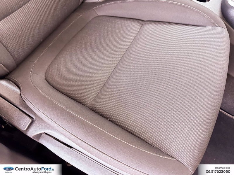 Hyundai Kona usata a Roma (8)