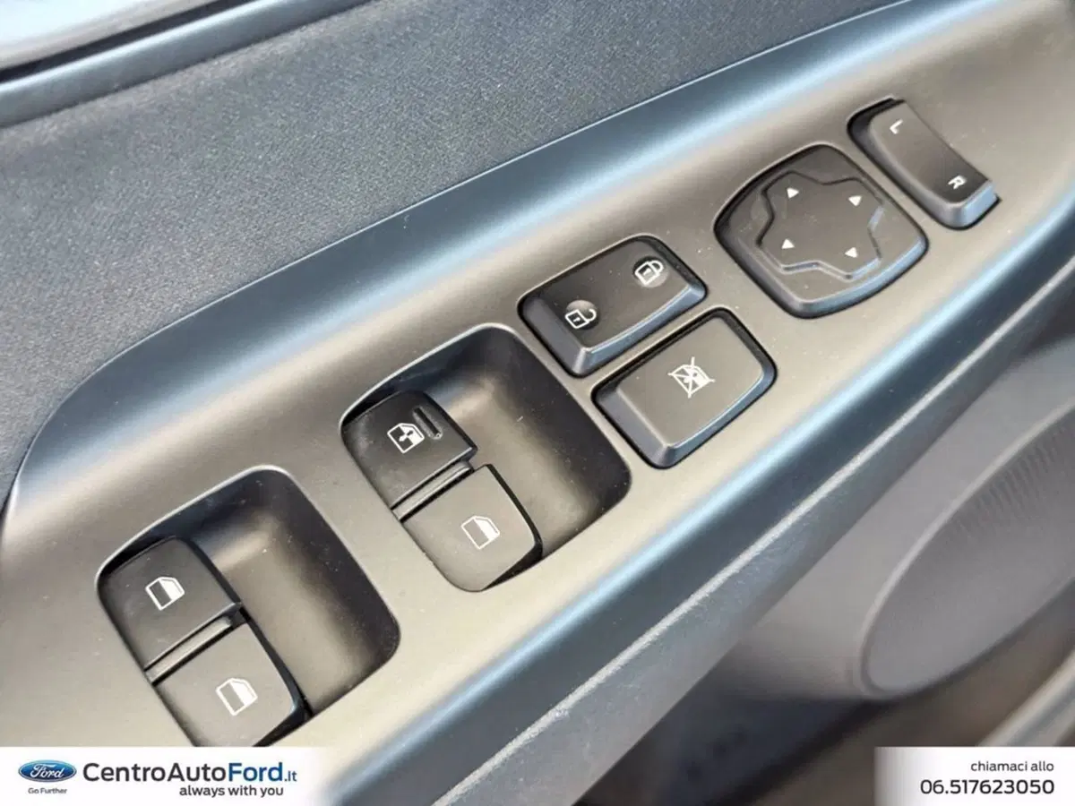 Hyundai Kona usata a Roma (19)