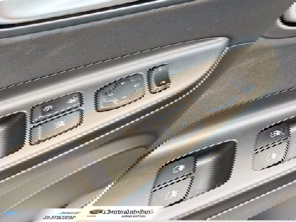 Hyundai Kona usata a Roma (19)