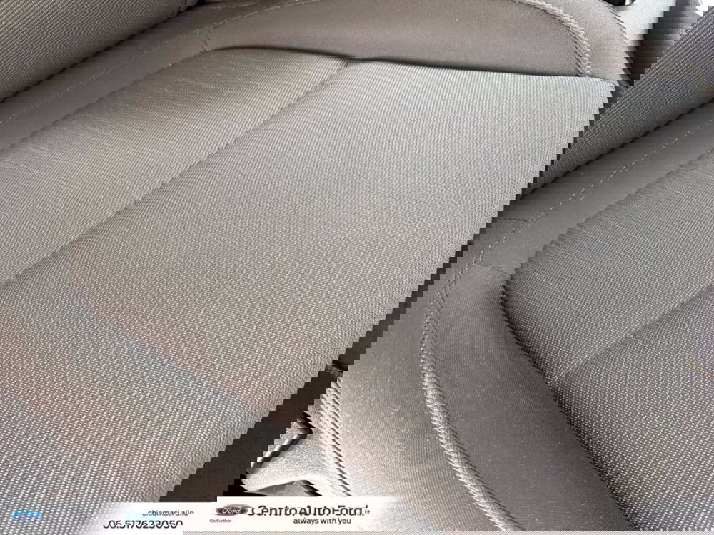 Hyundai Kona usata a Roma (8)