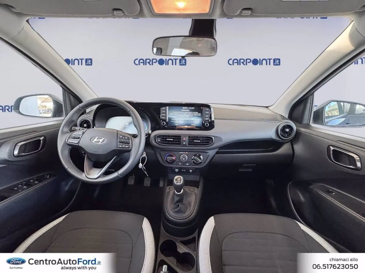 Hyundai i10 nuova a Roma (10)