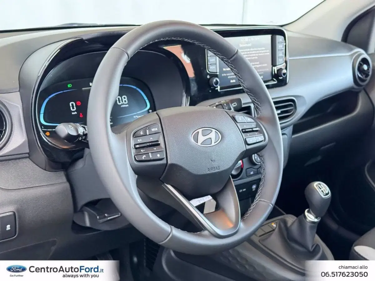 Hyundai i10 nuova a Roma (18)