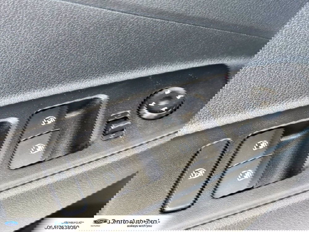 Hyundai i10 nuova a Roma (19)