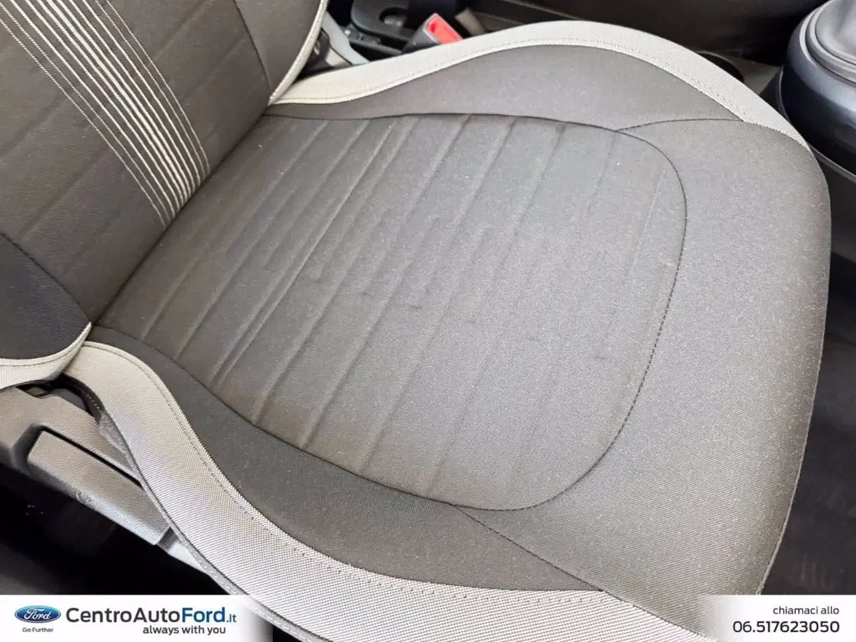 Hyundai i10 nuova a Roma (8)