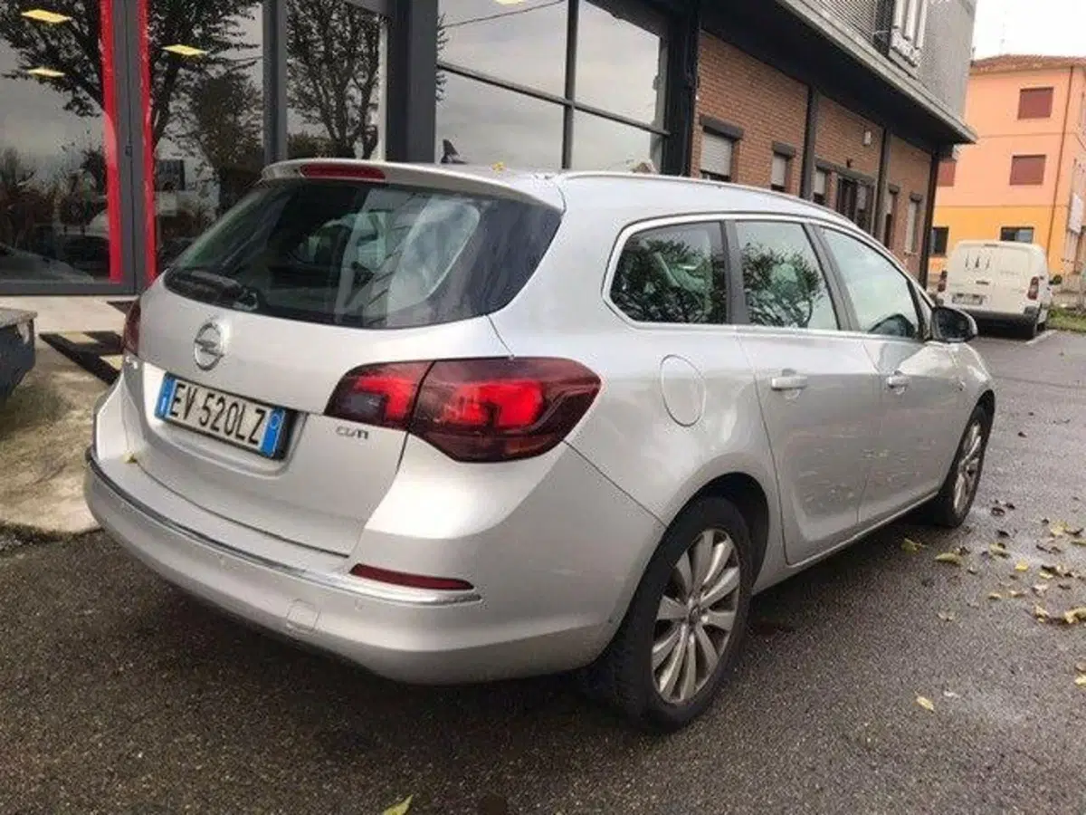 Opel Astra Station Wagon usata a Reggio Emilia (4)
