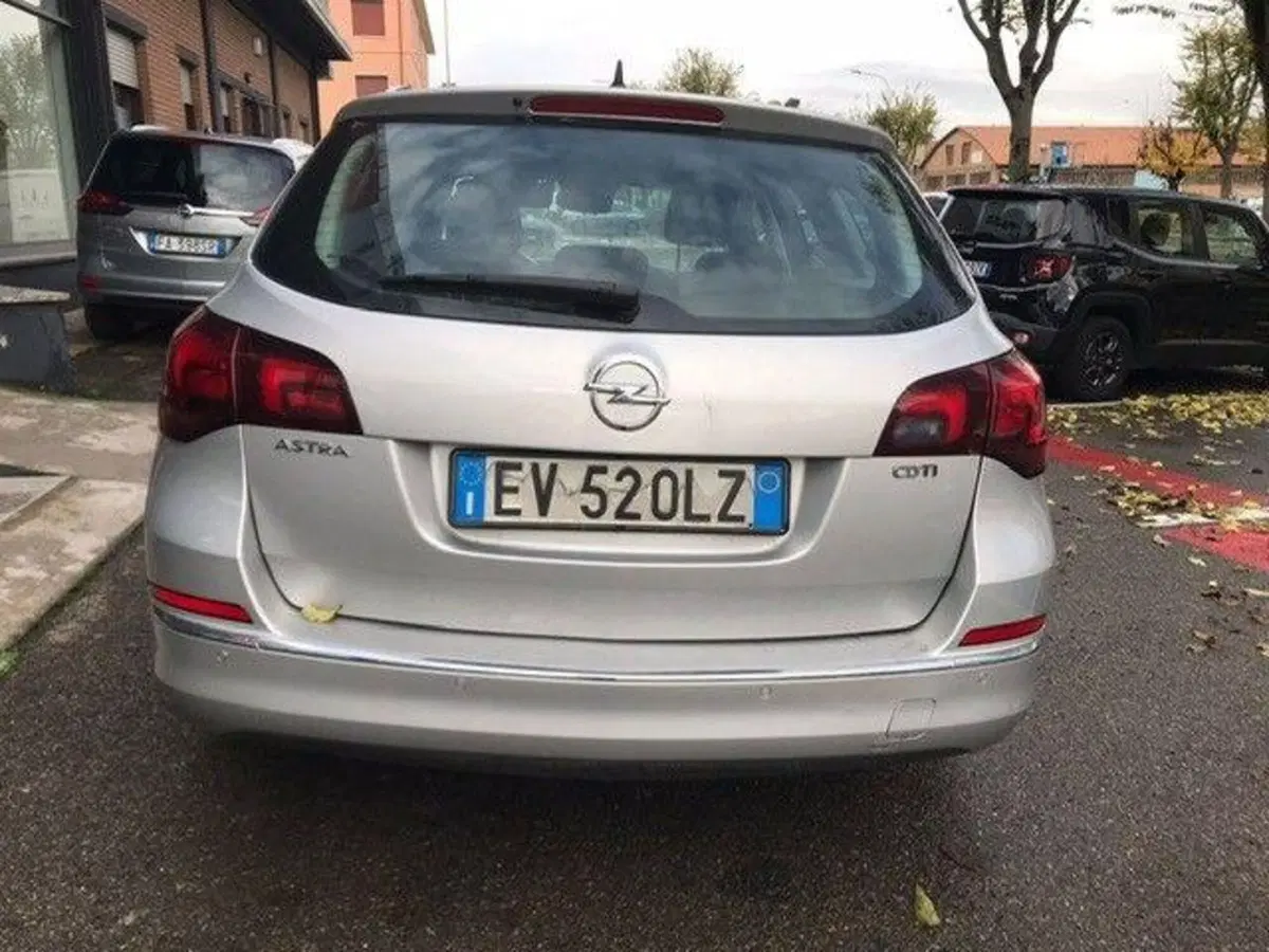 Opel Astra Station Wagon usata a Reggio Emilia (5)