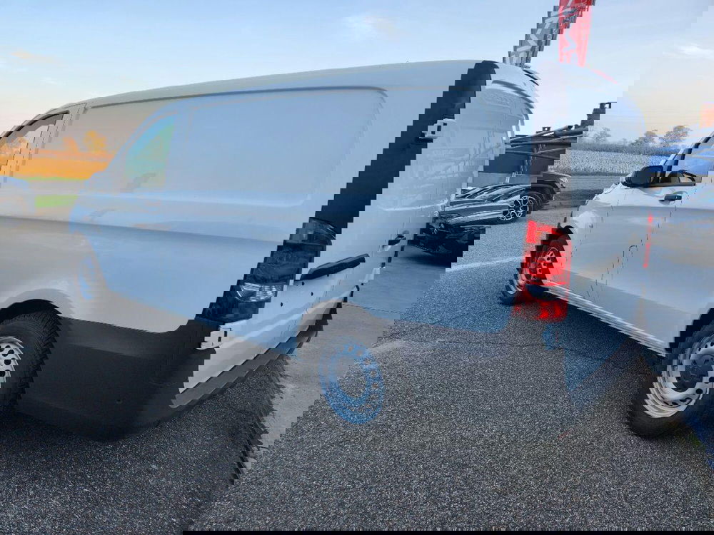 Mercedes-Benz Vito usata a Milano (9)