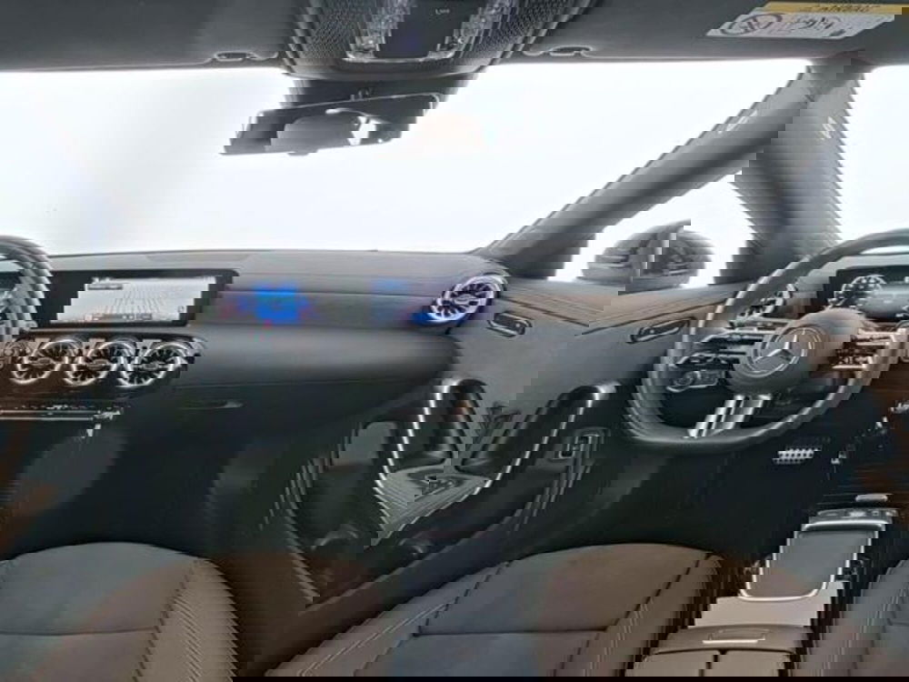 Mercedes-Benz CLA Shooting Brake usata a Milano (5)