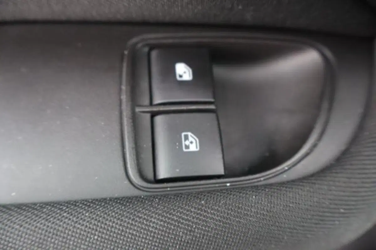 Opel Adam usata a Gorizia (11)