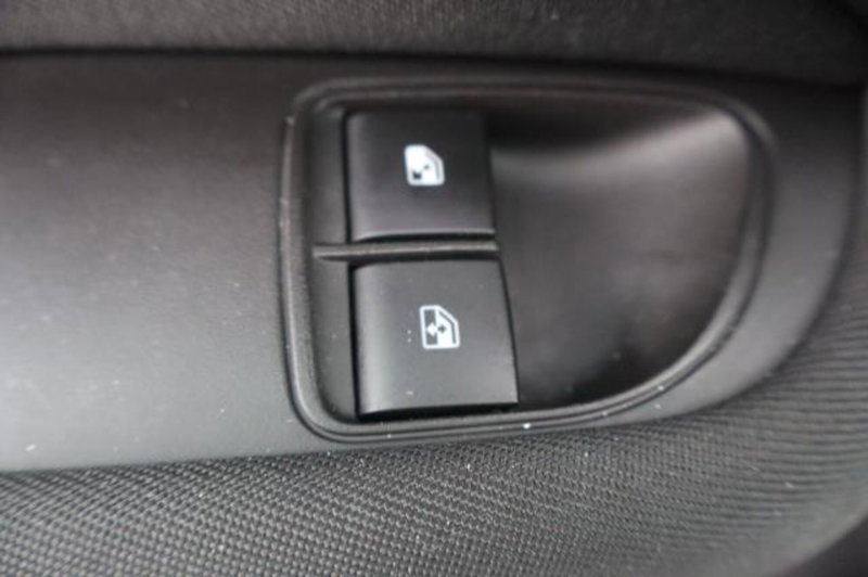 Opel Adam usata a Gorizia (11)