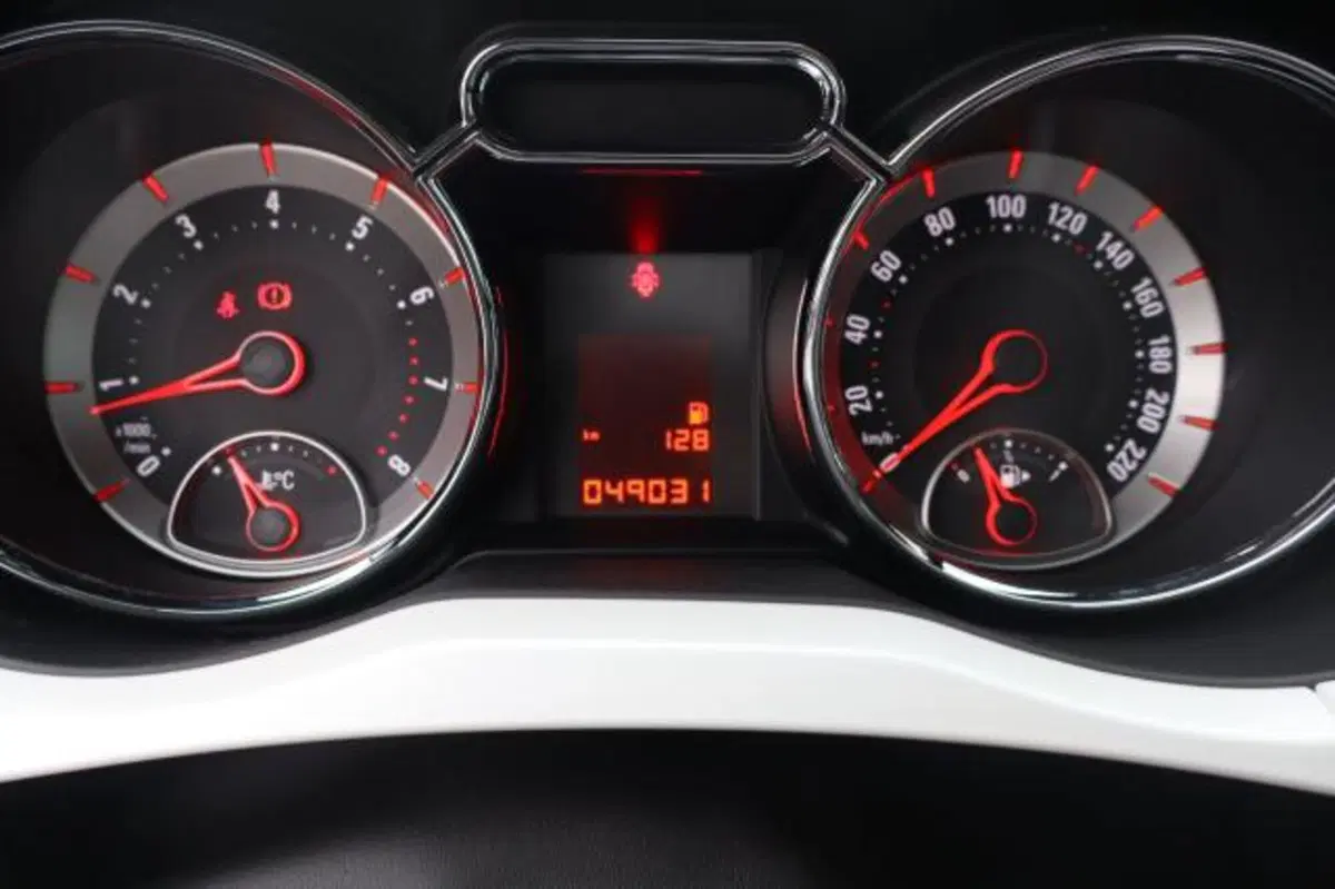 Opel Adam usata a Gorizia (15)