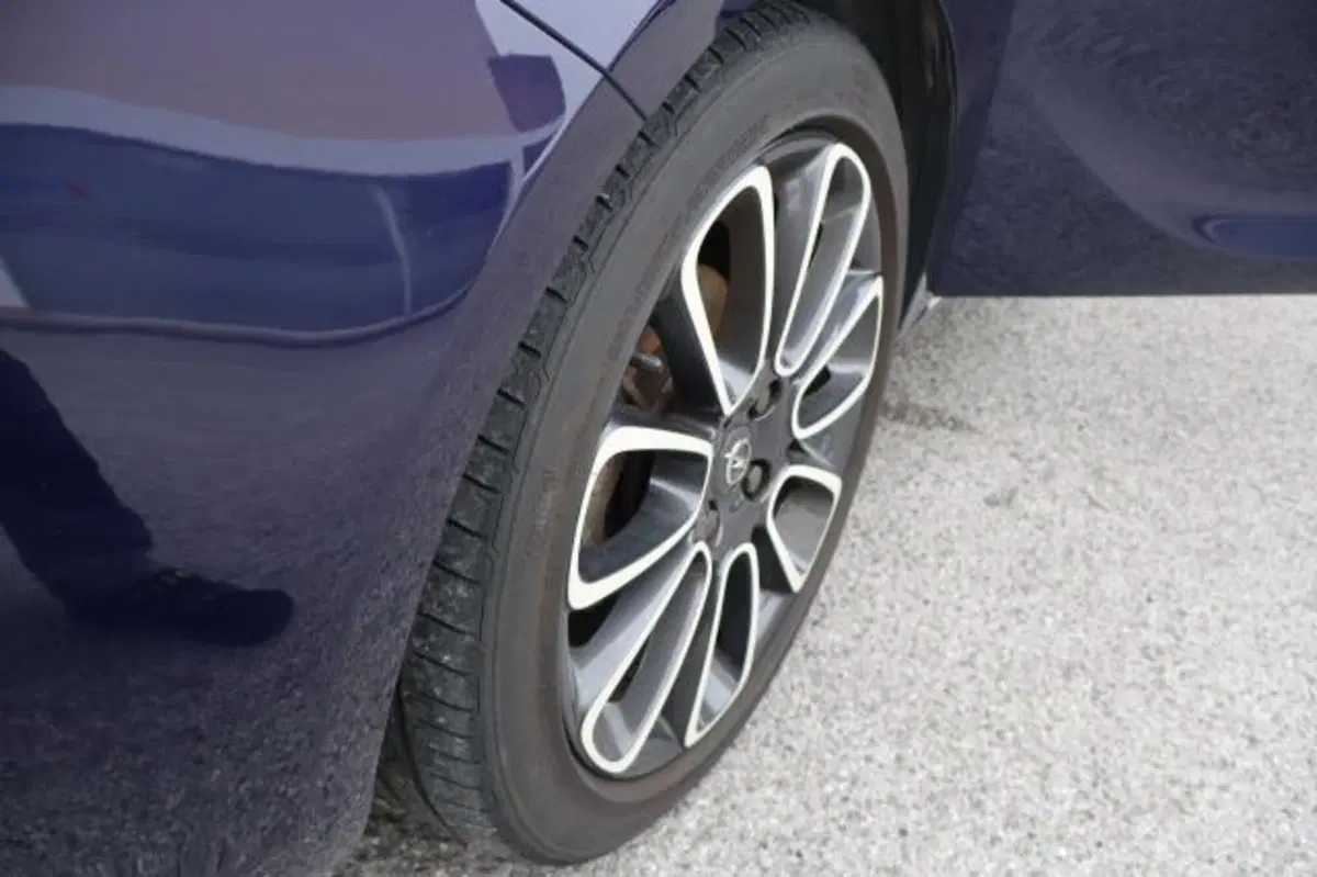 Opel Adam usata a Gorizia (19)