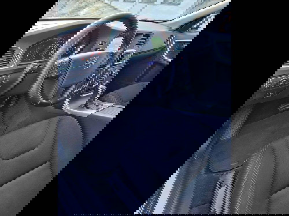 Volvo V60 usata a Torino (10)