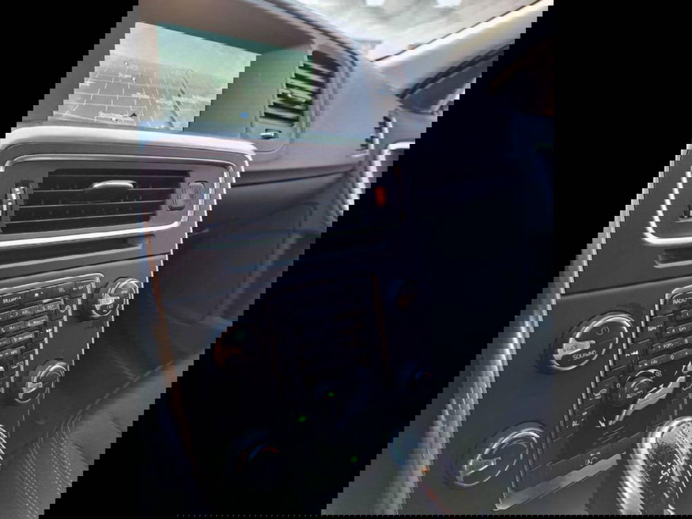 Volvo V60 usata a Torino (9)