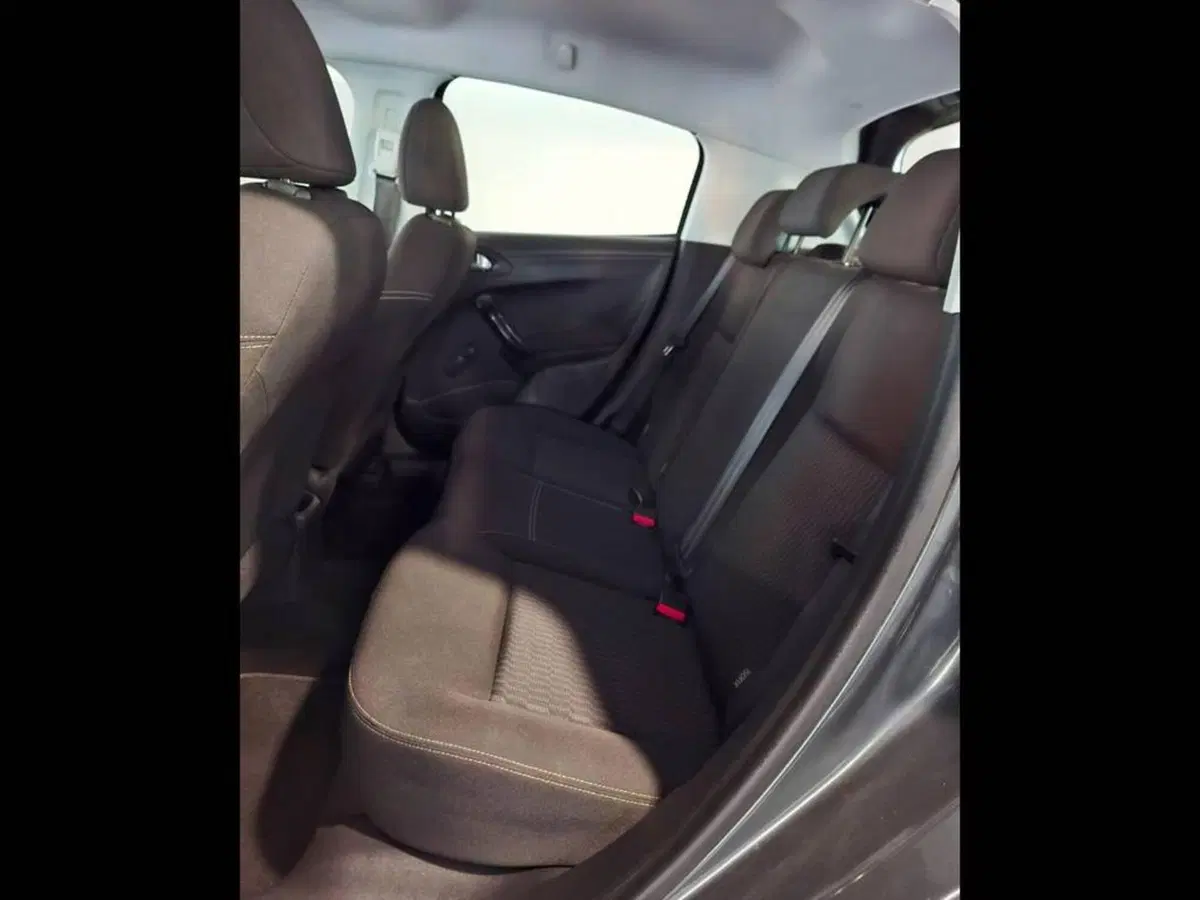 Peugeot 208 usata a Torino (14)
