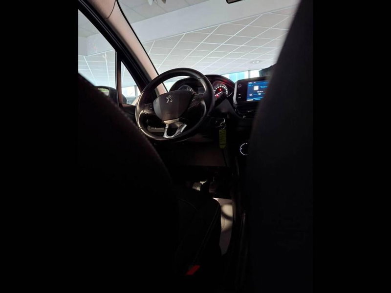 Peugeot 208 usata a Torino (9)