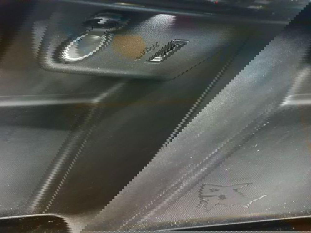 Opel Corsa-e usata a Verona (13)